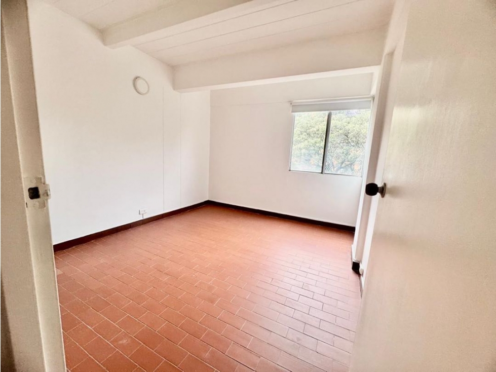 Venta de apartamento ubicación estratégica en parte plana envigado — foto 6