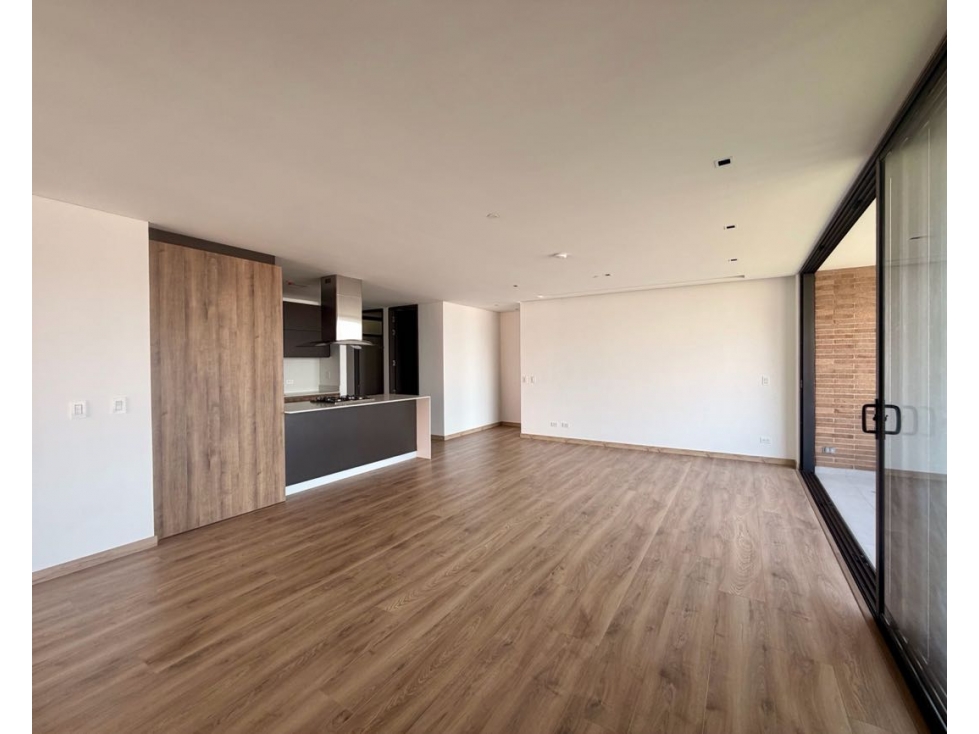 Venta de apartamento via Las Palmas muy cerca del Poblado