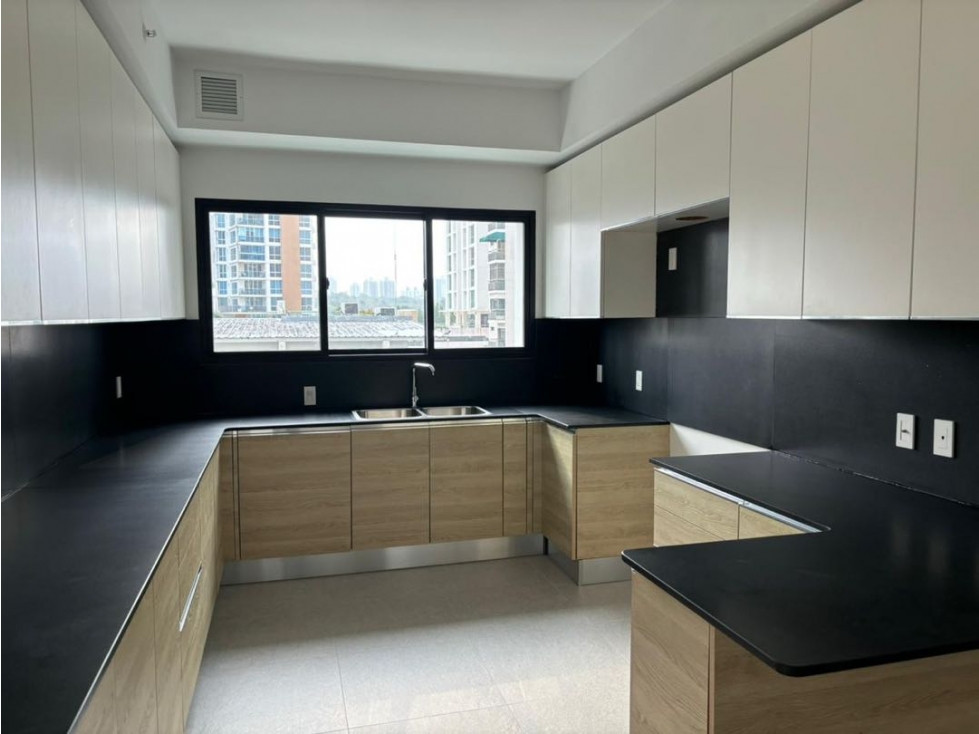 VENTA DE APARTAMENTO VISTA AL MAR EN PH LA CALETA 275M2 JP — foto 4