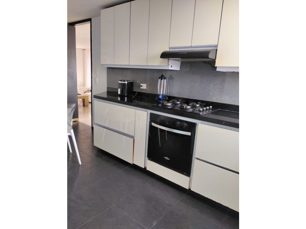 VENTA DE APRTAMENTO EN POBLADO -BALSOS — foto 2