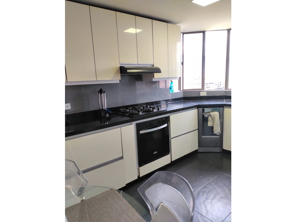 VENTA DE APRTAMENTO EN POBLADO -BALSOS — foto 3