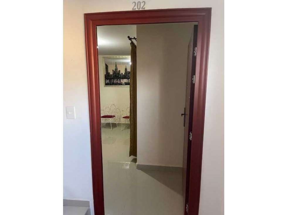 Venta de apto 3 habitaciones 2 baños zona de labores aire acondiciona — foto 2