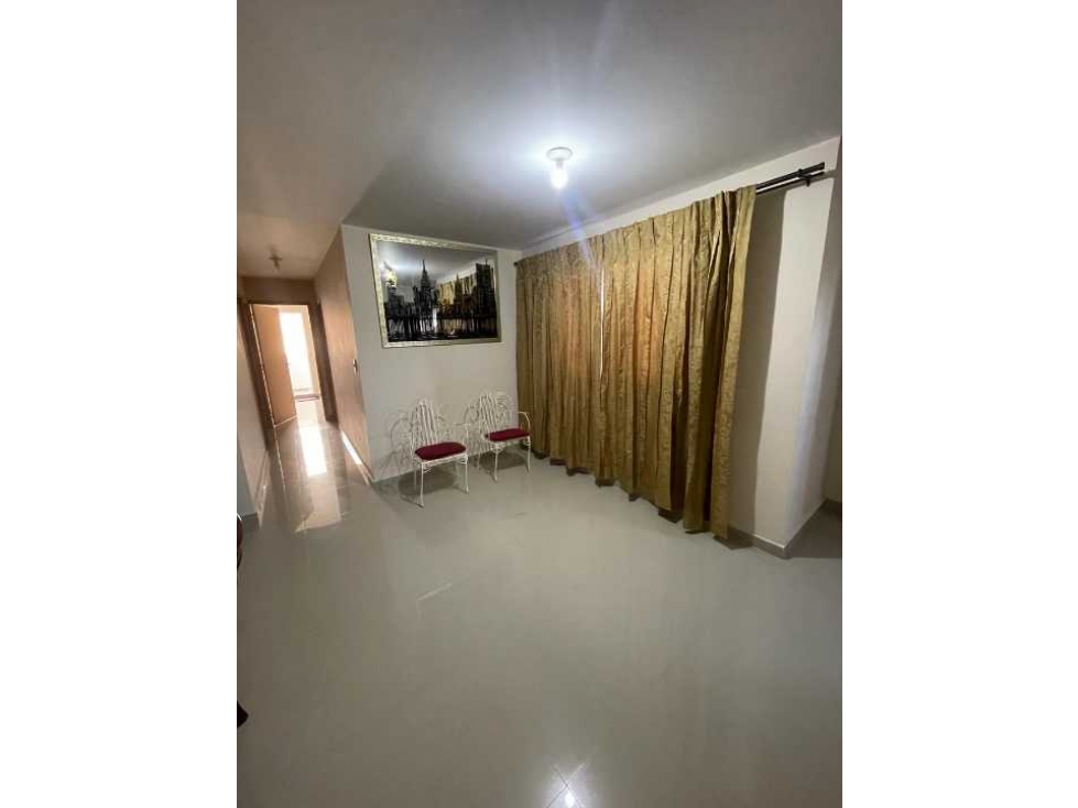 Venta de apto 3 habitaciones 2 baños zona de labores aire acondiciona — foto 3