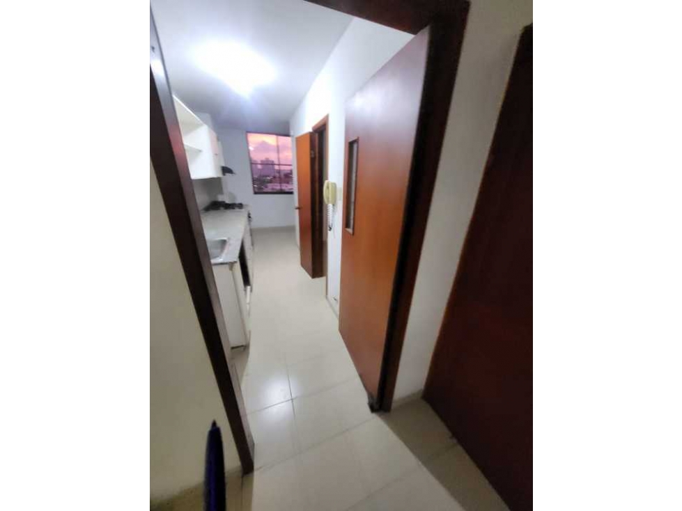 Venta de apto 3 habitaciones 2 baños cuarto de servicio — foto 5