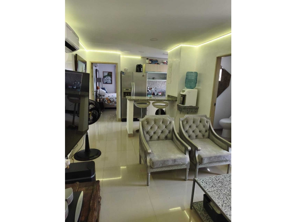 VENTA DE APTO DE 1 HABITACION LIBRE DE DEUDAS BARRIO GRANADILLO — foto 2