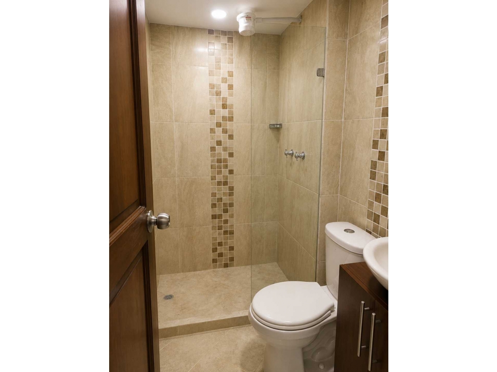 Venta de apto en balcones del Angel Barrio Pérez Bello — foto 6