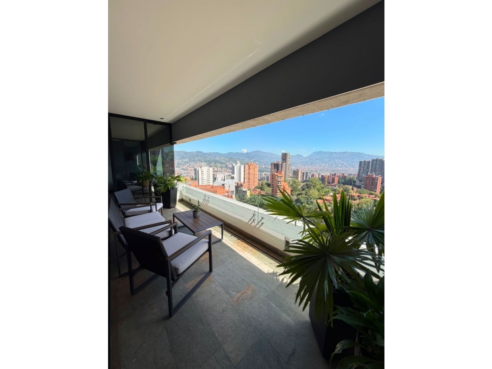 VENTA DE APARTAMENTO EN EL POBLADO.SECTOR LA SUPERIOR.