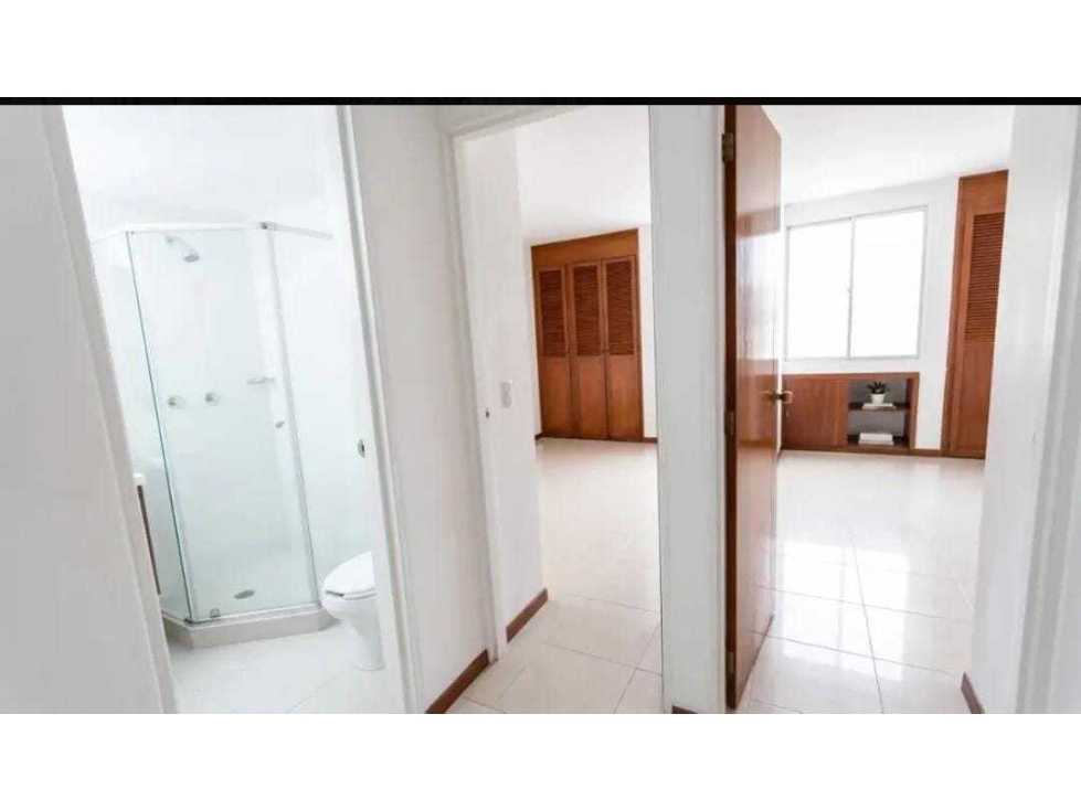 Venta de apto en la castellana — foto 5