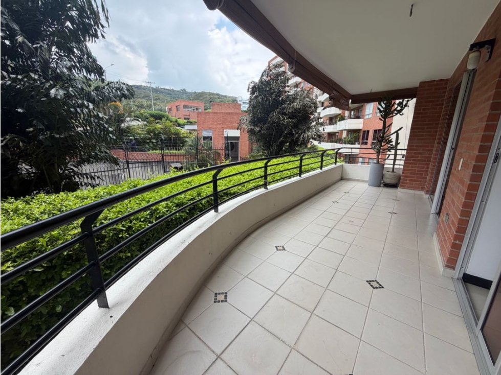 Venta de Apto en los cristales oeste cali