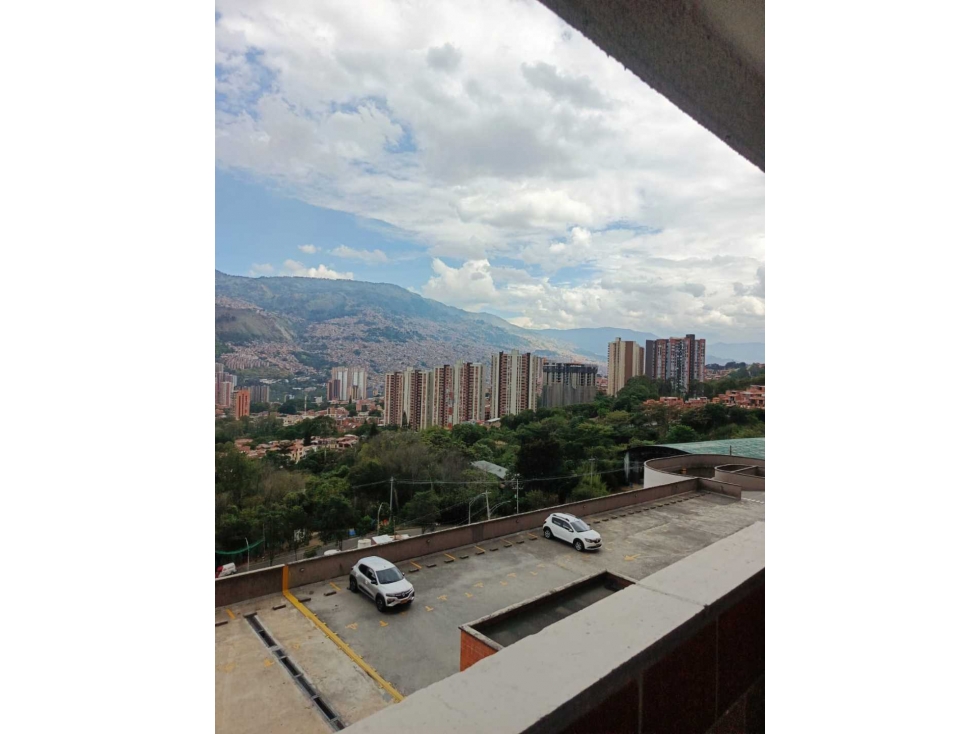 Venta de apto en Puerto Alegre Bello