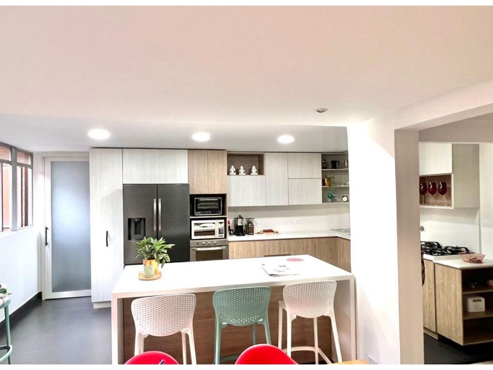 VENTA APARTAMENTO MILLA DE ORO. POBLADO — foto 3