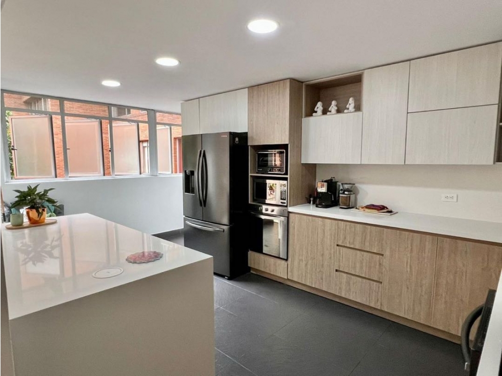 VENTA APARTAMENTO MILLA DE ORO. POBLADO — foto 4