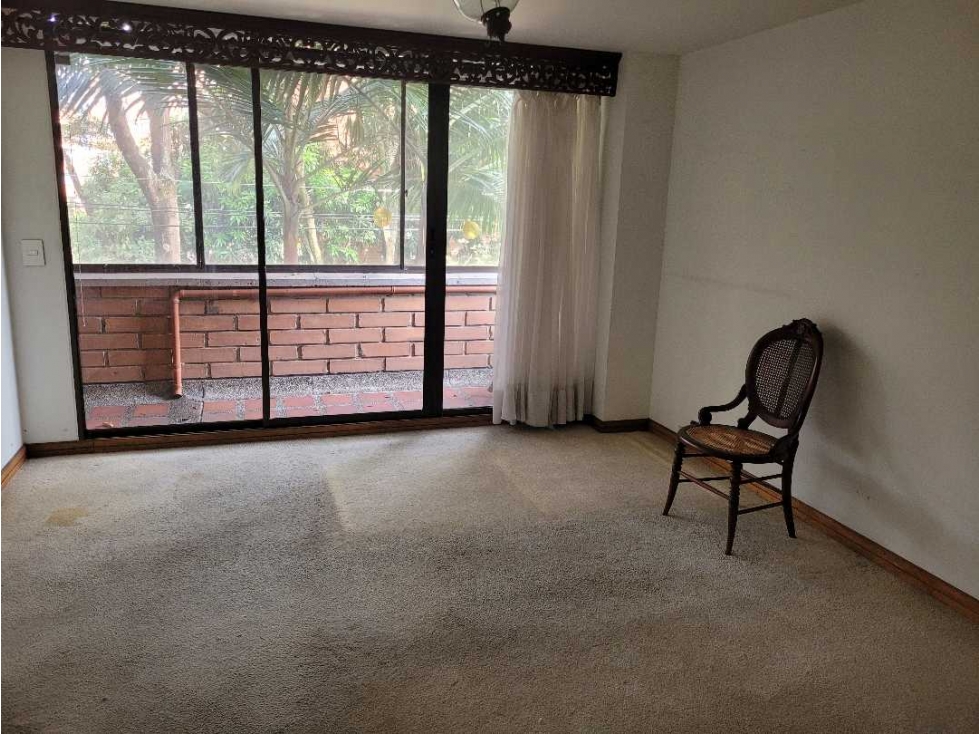 Venta de apto original en el Poblado Vizcaya. Gran Terraza — foto 6