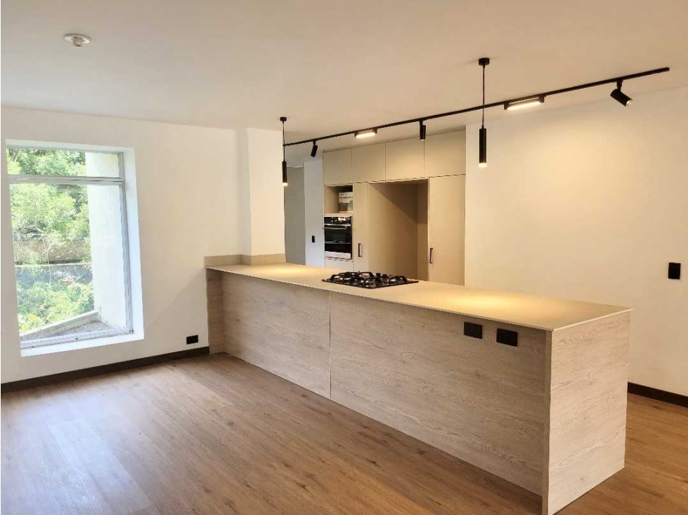 Venta o arriendo de apto remodelado en el Poblado Milla de Oro — foto 5