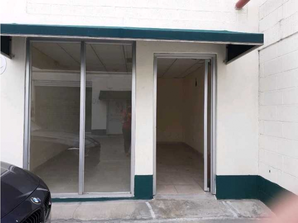Venta de Bodega con oficina en Calidonia.Cod-J312 - 1