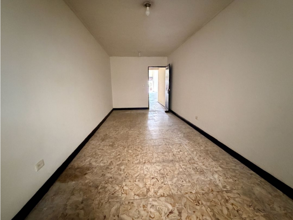 VENTA DE BODEGA CON OFICINAS EN CALI CENTRAL BARRIO LAS DELICIAS — foto 6