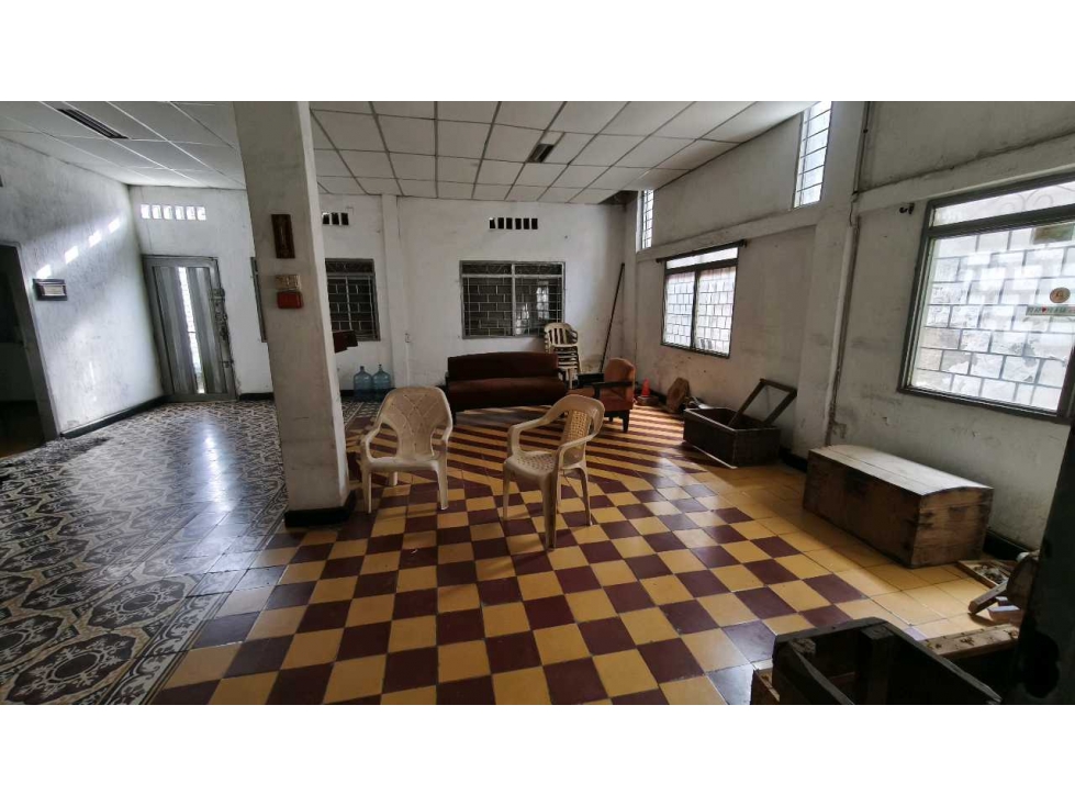 VENTA DE BODEGA EN SINCELEJO CENTRO PARA REMODELACION - 5