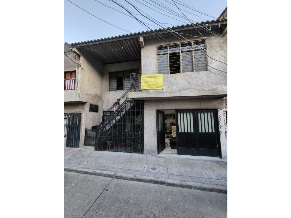 Venta de casa 2 pisos independientes comuneros 1 cali