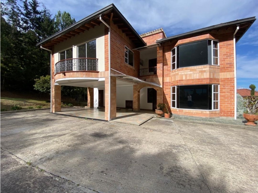 VENTA DE CASA ALTO DE ESCOBERO. — foto 3