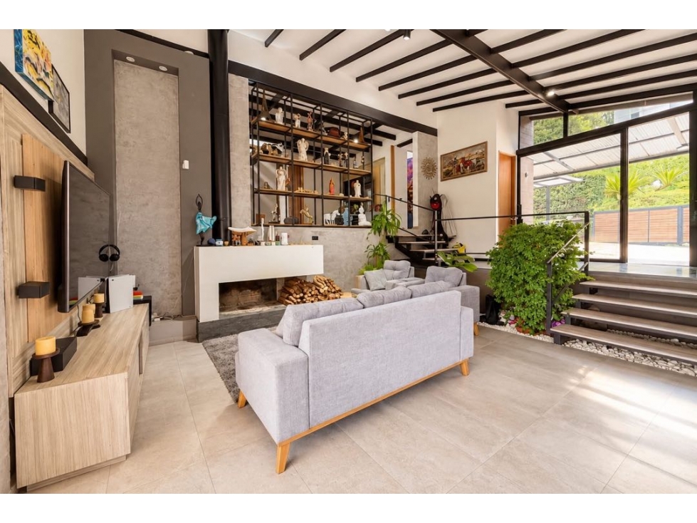 VENTA DE CASA ALTO DE ESCOBERO - 4
