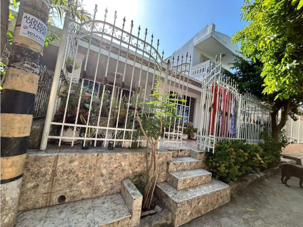 VENTA DE CASA AMPLIA EN EL BARRIO LOS CARACOLES, CARTAGENA