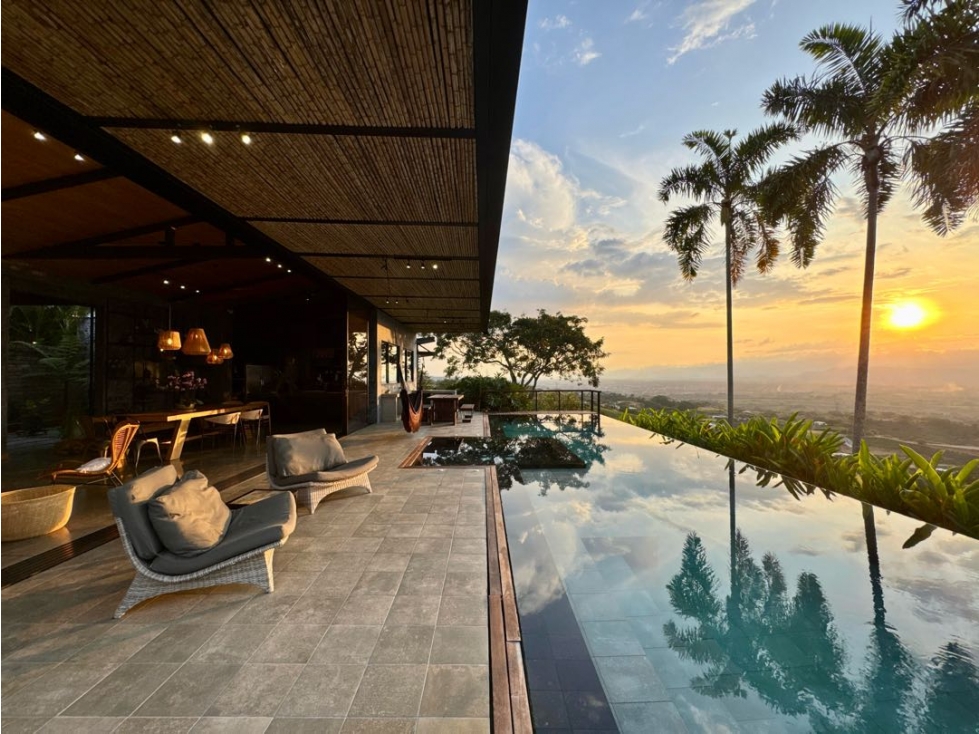 Venta de Casa Balinesa en Cerritos Pereira Malabar