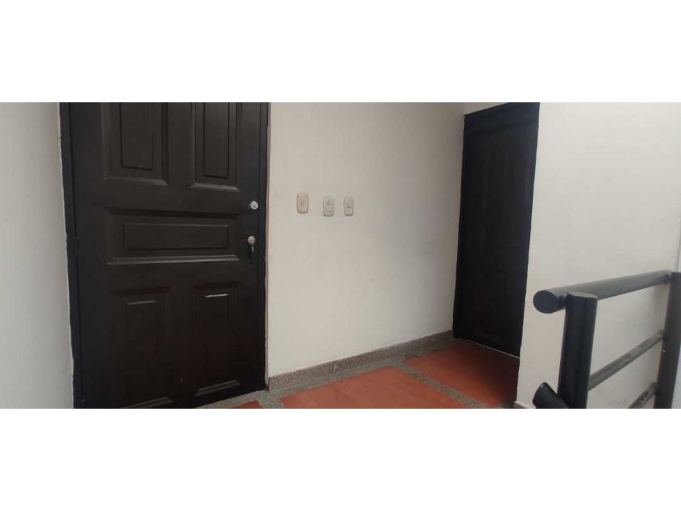 VENTA DE CASA BI FAMILIAR, BRINDA 6 RENTAS, CENTRO DE PEREIRA. — foto 3
