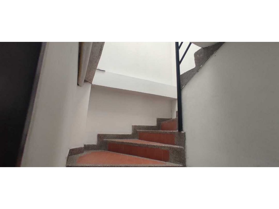 VENTA DE CASA BI FAMILIAR, BRINDA 6 RENTAS, CENTRO DE PEREIRA. — foto 4