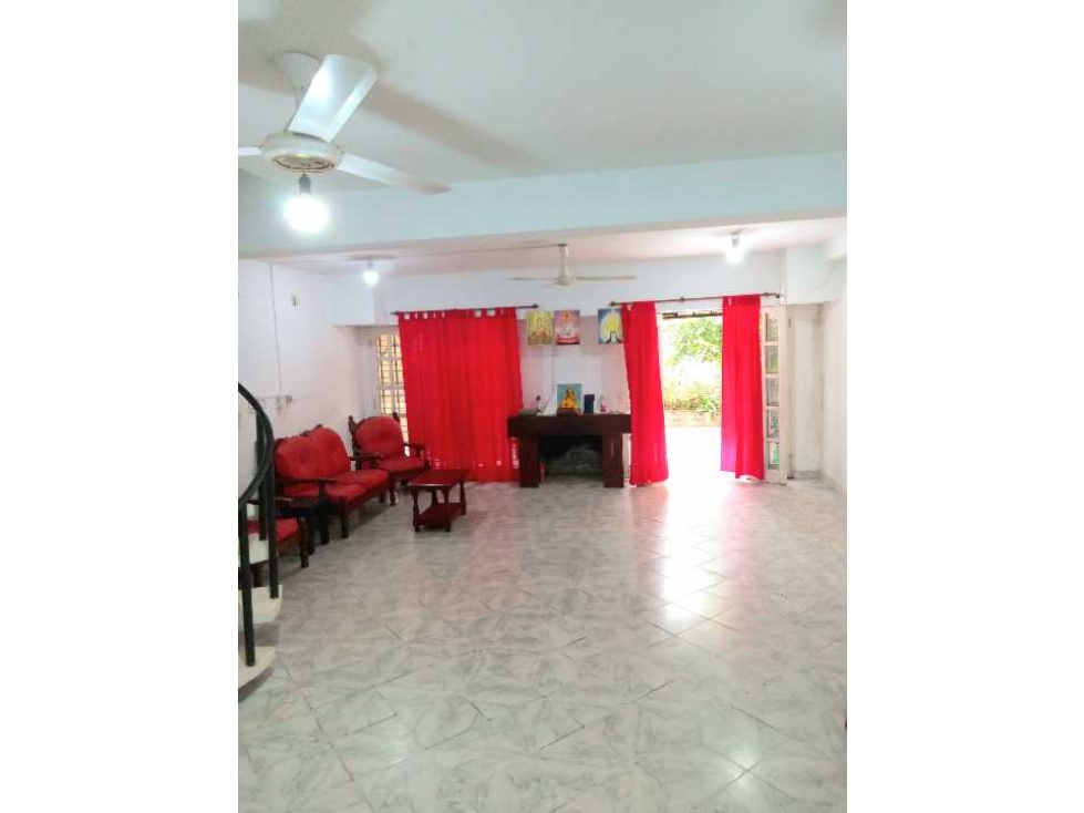 Venta de casa calle pje. Irupe - 3