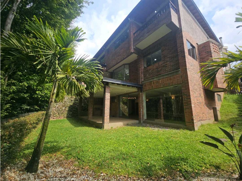 Venta de casa campeste en el Poblado, Transversal Superior