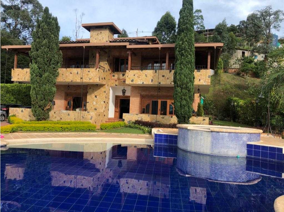 Venta de casa campestre, 611m2, María Auxiliadora, Sabaneta — foto 4