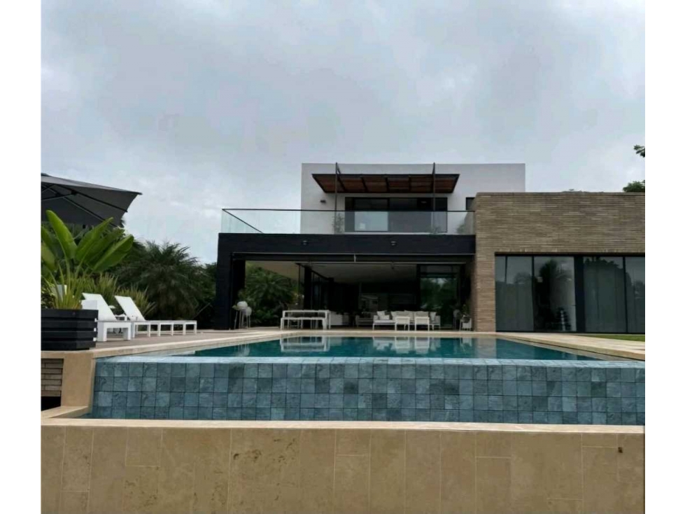 VENTA DE CASA CAMPESTRE CERRITOS RISARALDA