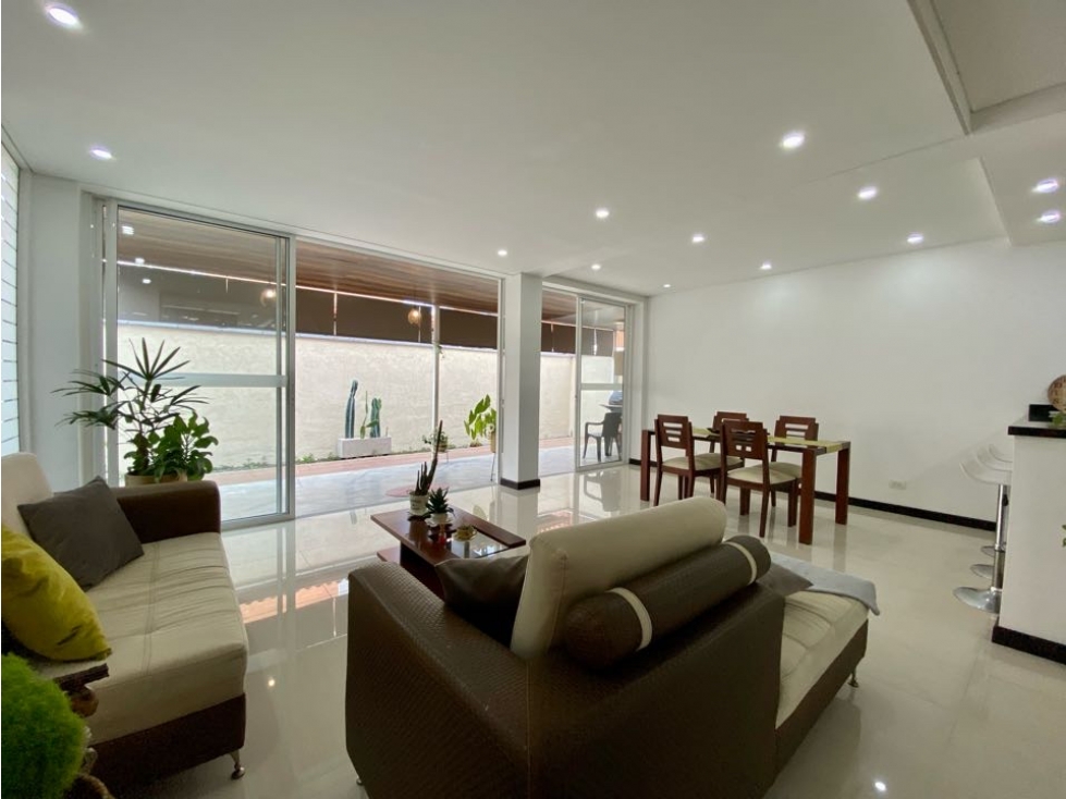 VENTA DE CASA CAMPESTRE DE DOS NIVELES EN EL CASTILLO JAMUNDÍ - 2