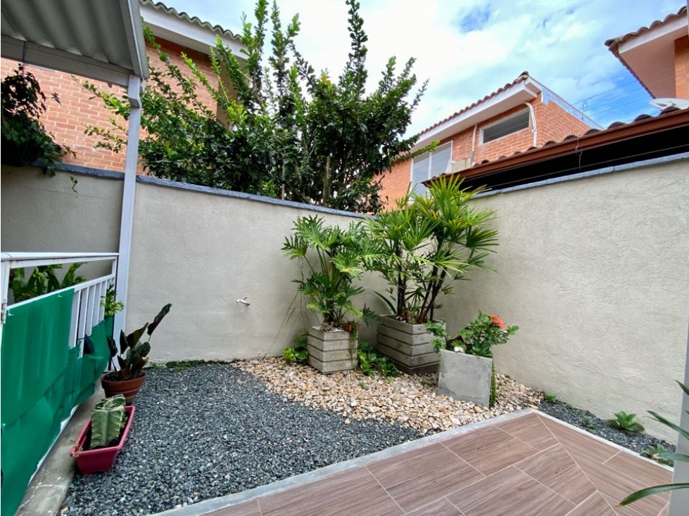 VENTA DE CASA CAMPESTRE DE DOS NIVELES EN EL CASTILLO JAMUNDÍ - 5