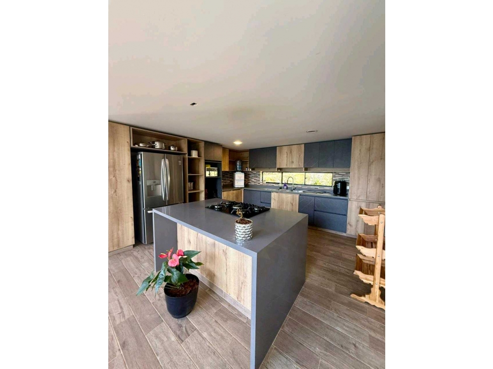Venta de casa campestre de dos niveles en Belén Jardín (Guayacanes) — foto 4
