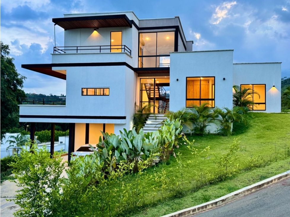 Venta Alquiler casa campestre de lujo en sector las Mercedes jamundi