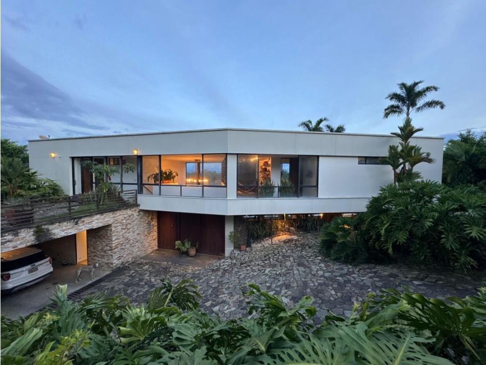 Venta de Casa Campestre de Lujo en Cerritos Pereira — foto 2
