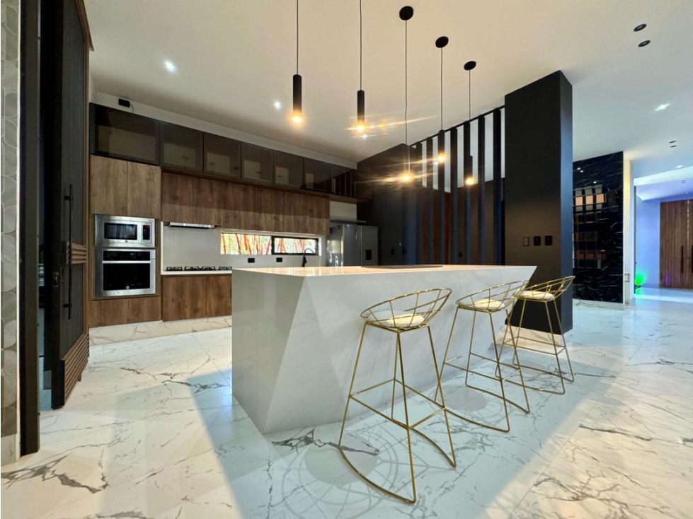 Venta de Casa Campestre de Lujo en Alto de Las Palmas, Medellín — foto 5