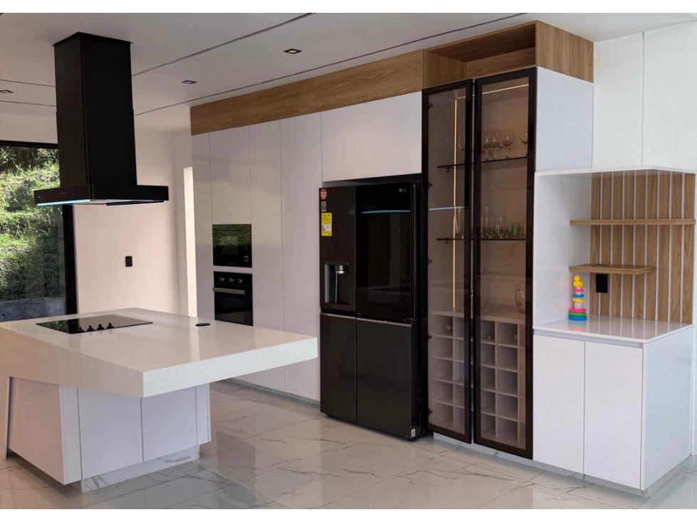 Venta de Casa Campestre de Lujo cerca al Aeropuerto José María Córdova — foto 2