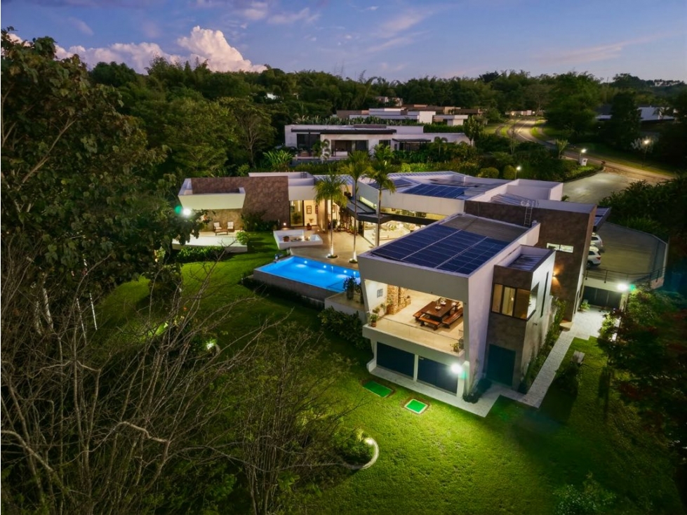 Venta de Casa Campestre de Lujo en Cerritos Pereira — foto 3