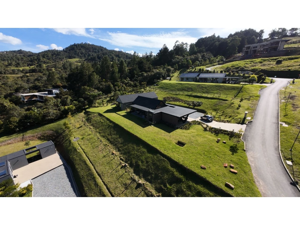 VENTA DE CASA CAMPESTRE UN SOLO NIVEL EN ALTO DE LAS PALMAS — foto 2