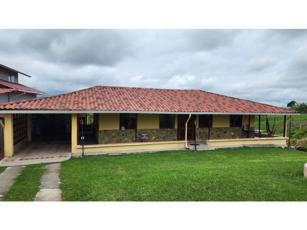 VENTA CASA CAMPESTRE EN CIRCASIA QUINDÍO SECTOR VEREDA LA CRISTALINA — foto 2