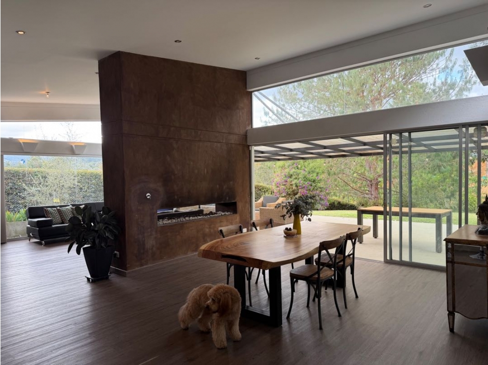 Venta de casa campestre en Envigado, Loma del escobero — foto 2
