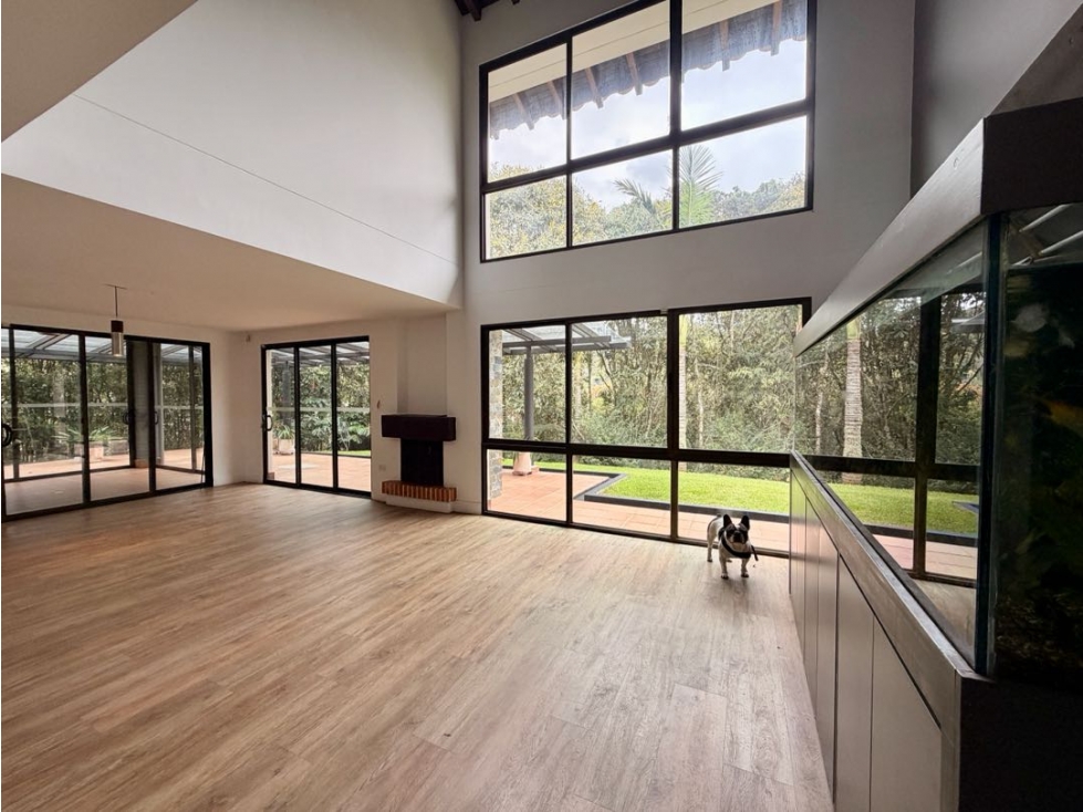 Venta de casa campestre en Envigado, Loma del escobero - 3