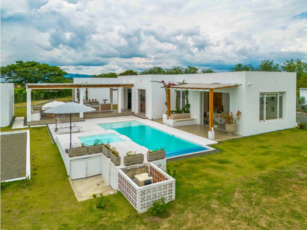Venta de Casa Campestre en Ginebra Valle del Cauca - 1