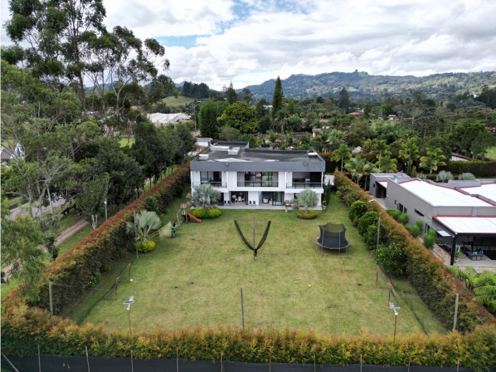 Venta de casa e en Llano grande