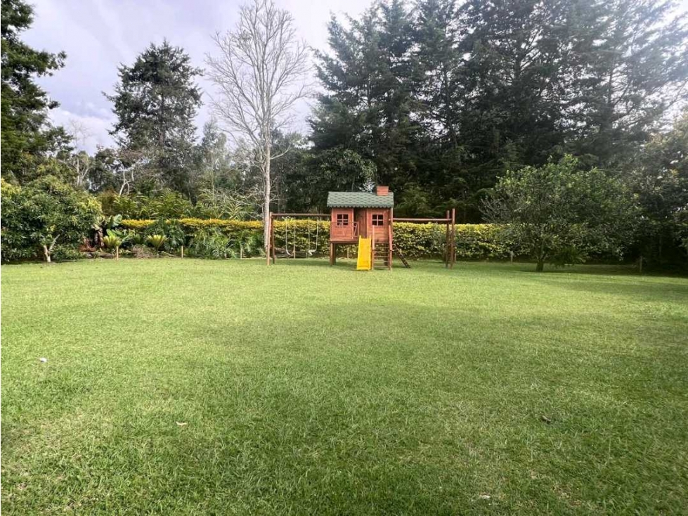 VENTA DE CASA CAMPESTRE EN LlANOGRANDE ,RIONEGRO