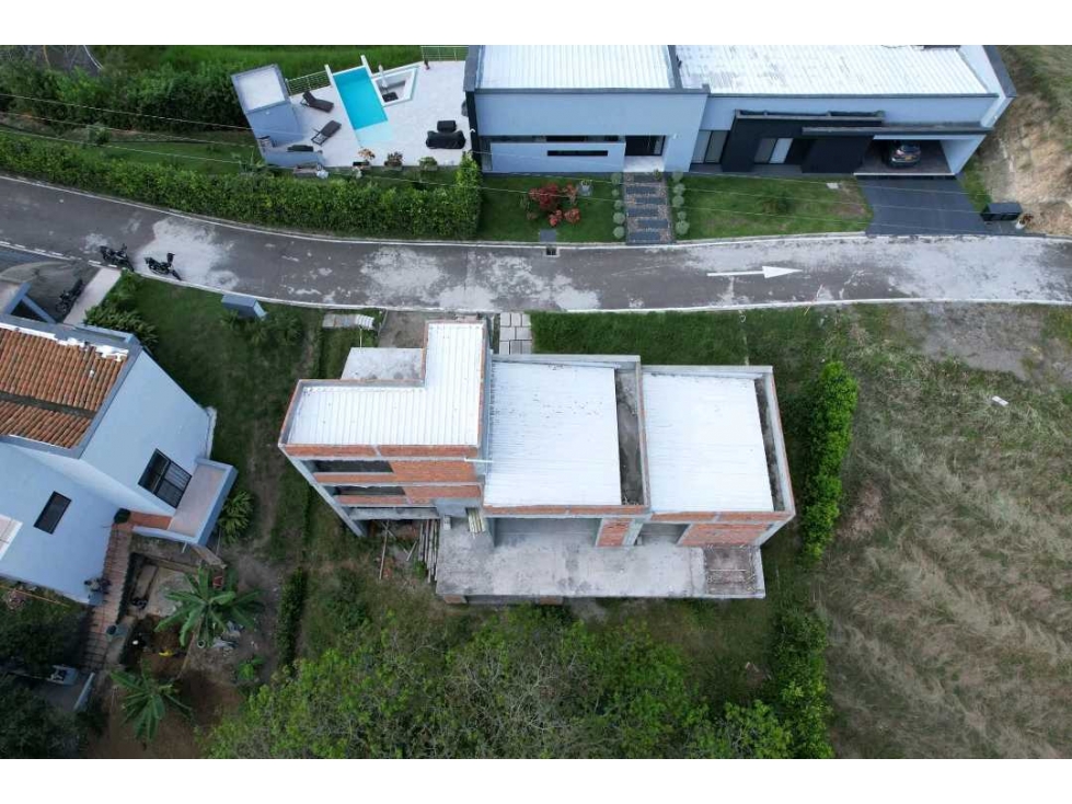 VENTA DE CASA CAMPESTRE EN OBRA GRIS COLINAS DEL CAMPESTRE CARTAGO - 2