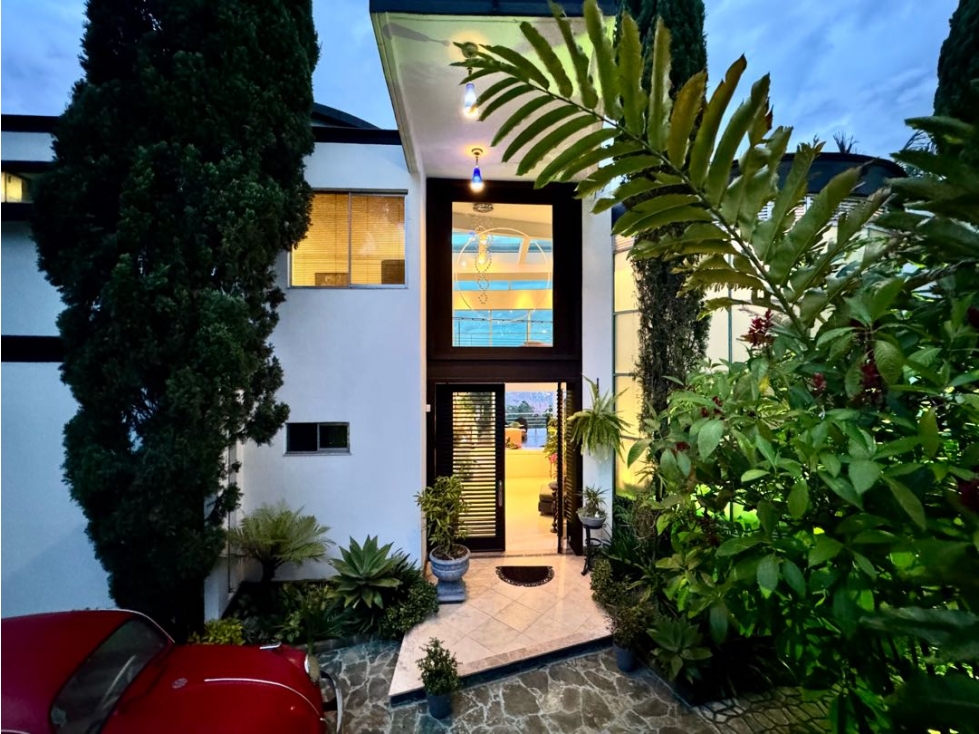 Venta de Casa Campestre en Palmas El Poblado con vista a Medellín — foto 2