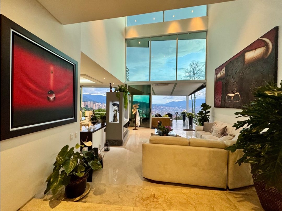 Venta de Casa Campestre en Palmas El Poblado con vista a Medellín — foto 3